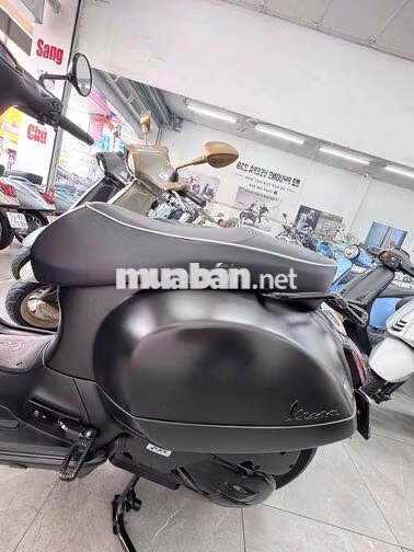 Piaggio Vespa GTS 125 cc ABS iGet đèn lét