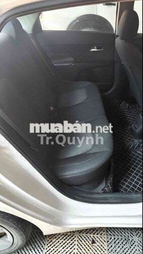 Hyundai Accent Trắng 5 chỗ