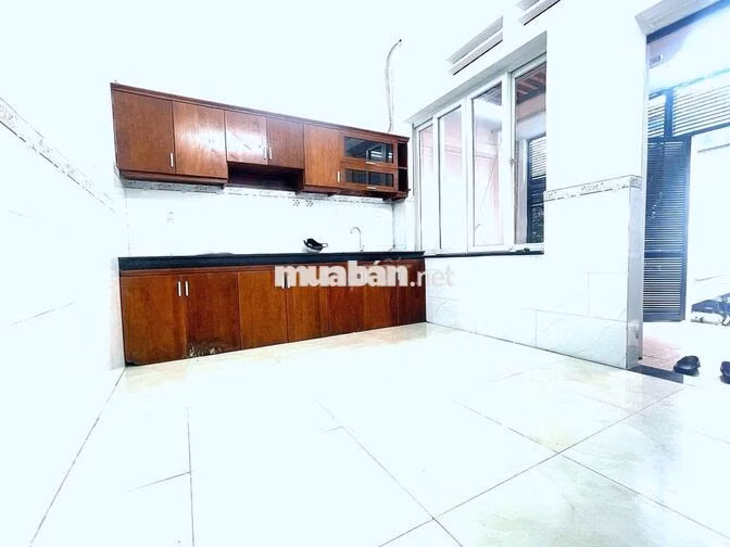 GẦN NGÃ 6 GÒ VẤP - QUANG TRUNG - 68M2 (4.2m x16m) - 7 phòng