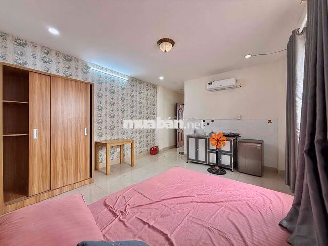 STUDIO CỬA SỔ TRỜI - FULL NỘI THẤT - NGAY CV HOÀNG VĂN THỤ