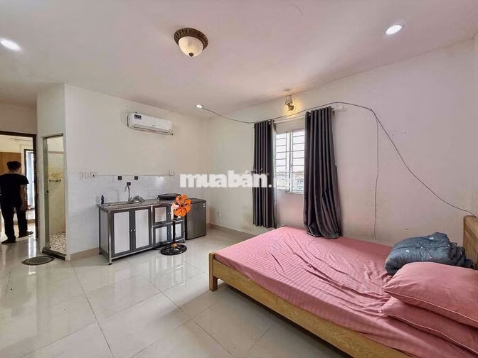 STUDIO CỬA SỔ TRỜI - FULL NỘI THẤT - NGAY CV HOÀNG VĂN THỤ