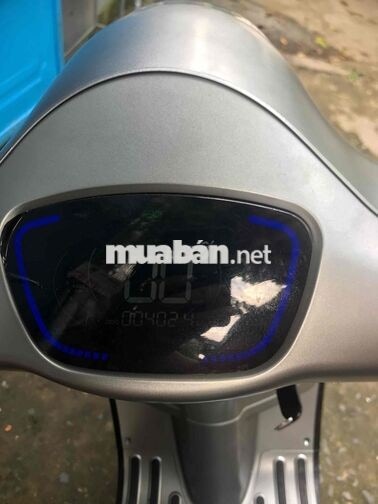 Vitoria Vespa 50cc Bạc 4000km