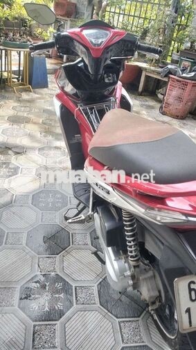 Honda Air Blade Thể thao Đỏ trắng