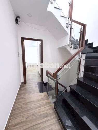 NHÀ HẺM Ô TÔ, 4 TẦNG, SÁT MẶT TIỀN DƯƠNG BÁ TRẠC P1