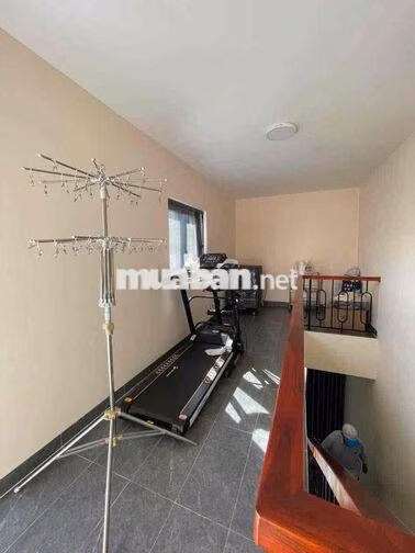 CHO THUÊ NHÀ NGUYÊN CĂN FULL NỘI THẤT GẦN THÀNH PHỐ MỚI
