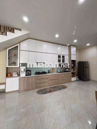 CHO THUÊ NHÀ NGUYÊN CĂN FULL NỘI THẤT GẦN THÀNH PHỐ MỚI