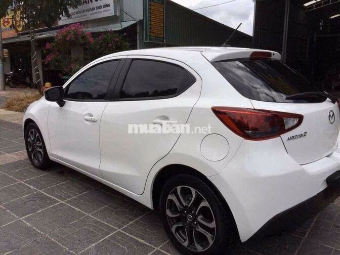 Mazda Mazda 2 2016 Hatchback Trắng