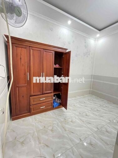 Nhà lầu 4 phòng hẻm Phạm Ngọc Hưng. Gần Lotte Mart