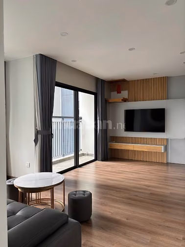 Chính chủ cho thuê căn góc, view bể bơi, nội khu. Đầy đủ tiện nghi.