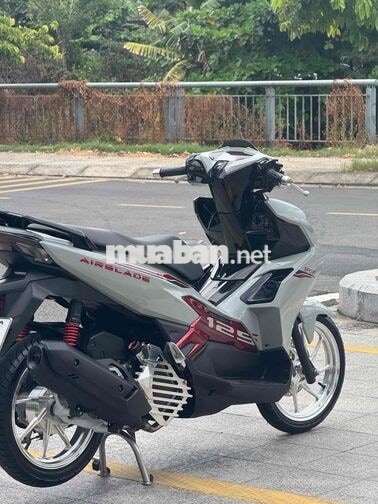 Honda Air Blade 2024 Xám đỏ