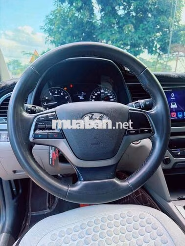 Hyundai Elantra 2017 1.6 MT - 150000 km