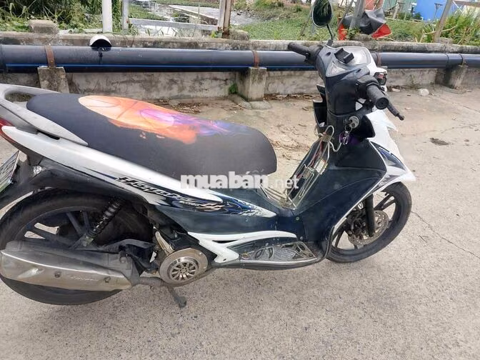 Suzuki Hayate 125 SS 2013 Trắng