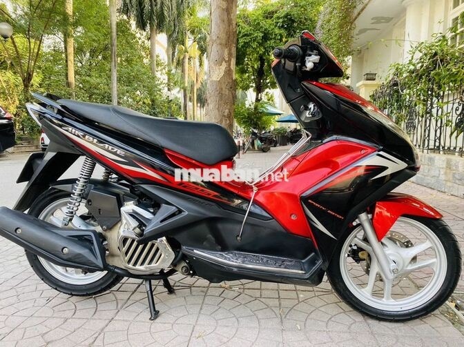 Honda Air Blade 125 2015 Đỏ đen bao mới nguyên bản