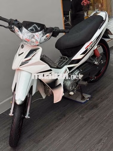 Sirius 50cc 2024 Trắng Bánh Mâm