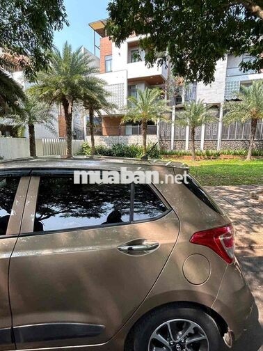 Hyundai i10 2021 Số tự động Nâu