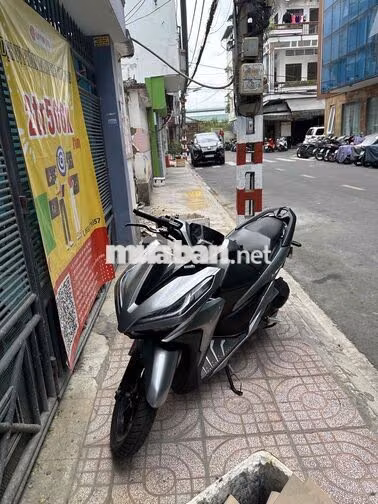 CẦN BÁN VARIO 150 2020 Bạc 40000 km