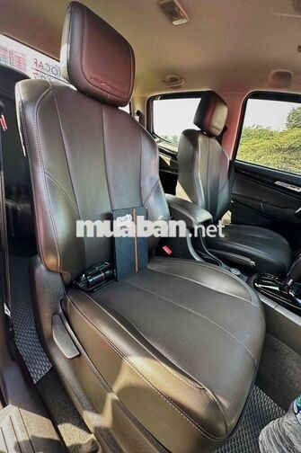 Chevrolet Colorado 2019 2.5 High Country Đỏ