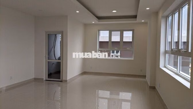 Cho thuê officetel Lavita Charm - căn góc, giá tốt, gần Metro.