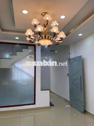 NHÀ PHỐ - 5PN 4WC - KDC HỒNG ĐÀO - QUỐC LỘ 13, ĐỐI DIỆN VẠN PHÚC