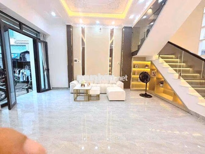 🔥🔥🔥nhà chính chủ sổ hồng riêng 1 lầu đường xe hơi.. cái cầu Phú Xuân🔥🔥
