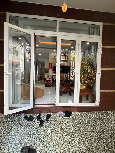 Bán nhà 2 mặt tiền nhựa hẻm 6,5 m. Phường Thới An. TPHCM 