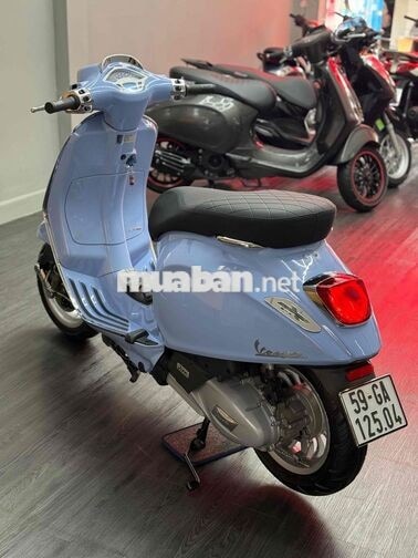 Vespa Sprint IGET ABS Xanh Băng