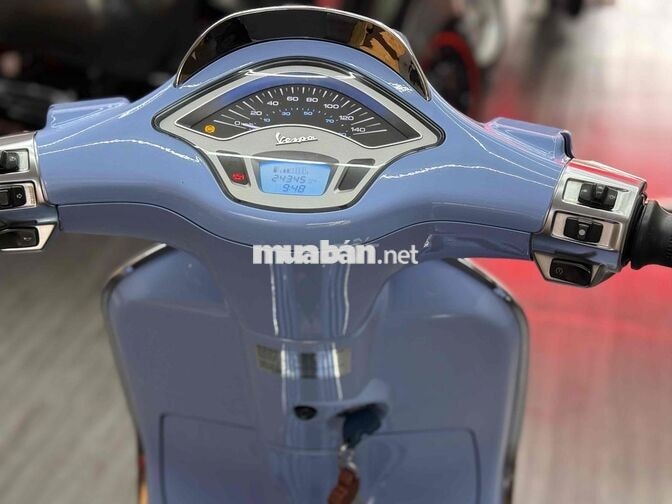 Vespa Sprint IGET ABS Xanh Băng