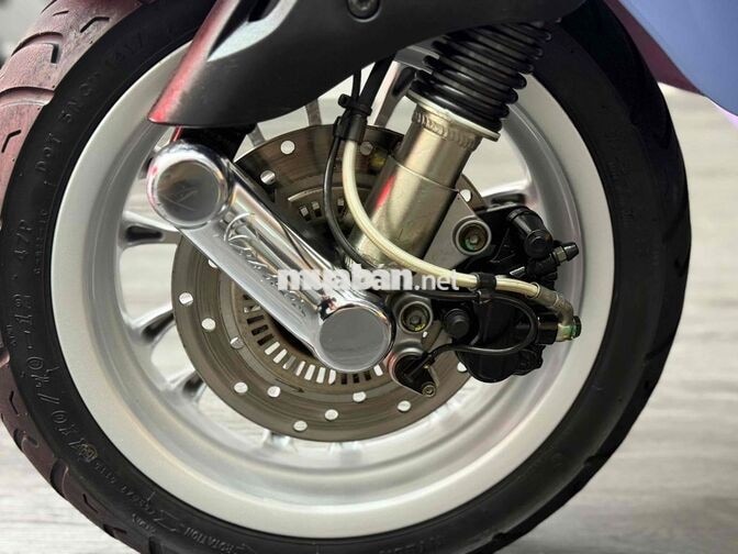 Vespa Sprint IGET ABS Xanh Băng