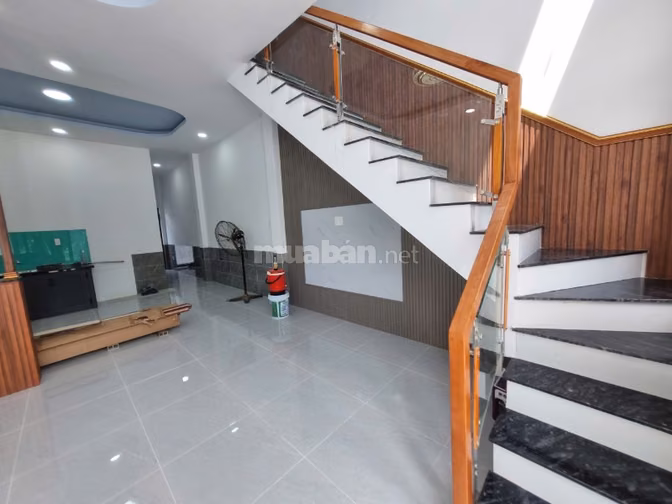 Nhà đẹp mới xây gần KCN Phước Đông Tây Ninh. 1,85 tỷ 