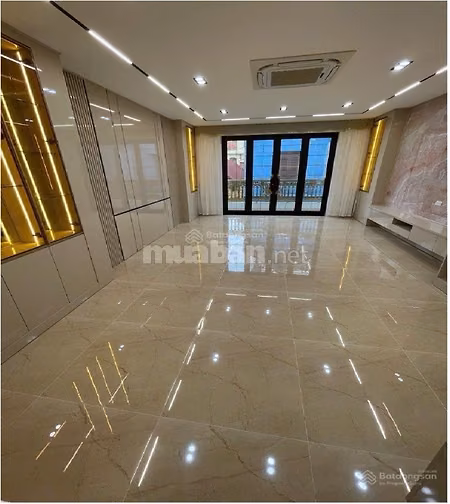 Nhà ngõ 1 Phạm Tuấn Tài - DT 60m x 6 Tầng có Thang Máy - ĐH - Mới đẹp