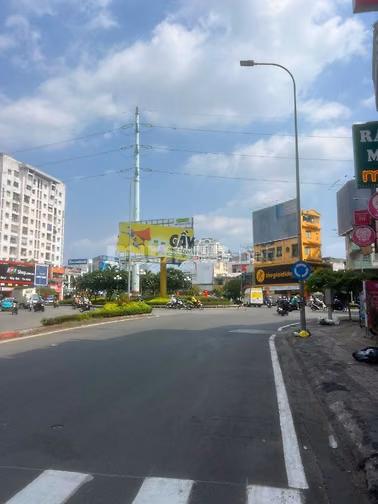 HẠ GIÁ BÁN GẤP NHÀ MTKD ÂU CƠ  VỊ TRÍ CỰC KỲ ĐẮC ĐỊA