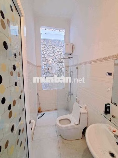 NHÀ ĐẸP 3 TẦNG ĐỐI DIỆN CÔNG VIÊN- CÁCH BIỂN MÂN THÁI 400m