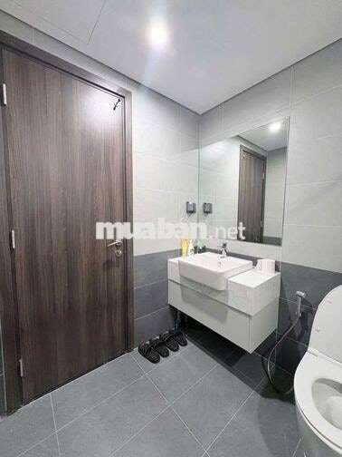 Căn cuối góc! hoàn thiện 100% Phạm Văn Đồng/1,960 tỷ Full NT/Sổ riêng