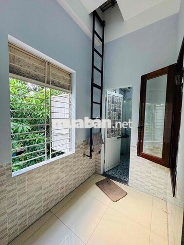Nhà 2 tầng mặt tiền trung tâm gần Phan Đăng Lưu 12tr 3pn