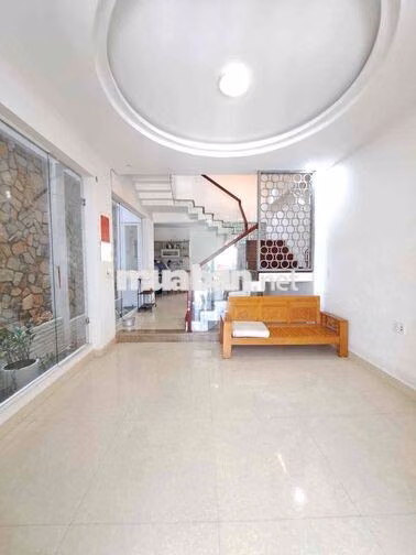 NHÀ ĐẸP 3 TẦNG ĐỐI DIỆN CÔNG VIÊN- CÁCH BIỂN MÂN THÁI 400m