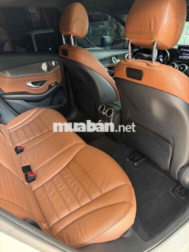 Mercedes GLC 300 2017 Trắng/Nâu xe đi 1 Chủ 🔥
