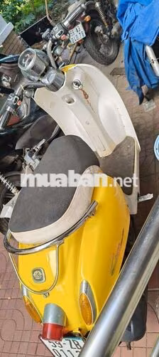 Xe tay ga Crea Vàng trắng