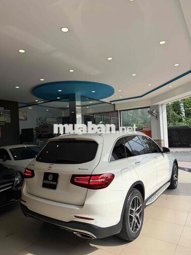 Mercedes GLC 300 2017 Trắng/Nâu xe đi 1 Chủ 🔥