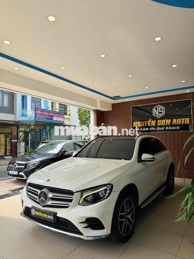 Mercedes GLC 300 2017 Trắng/Nâu xe đi 1 Chủ 🔥