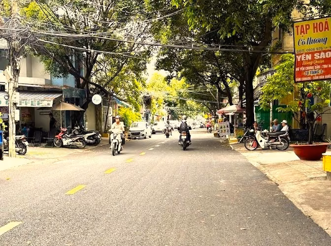 MT 137A Dương Văn Dương 4x16,15m nhà đẹp 1 lầu đường 16m có lề KD tốt
