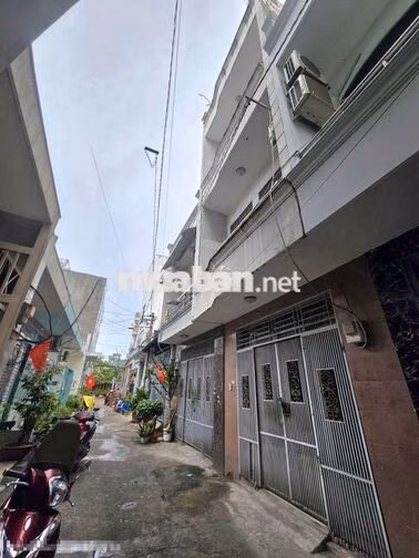 CHO THUÊ NHÀ ĐƯỜNG LÊ LIỄU 4 x 12 M ĐÚC 1 TRỆT, 2 LẦU : 4 PN, 3 Wc 