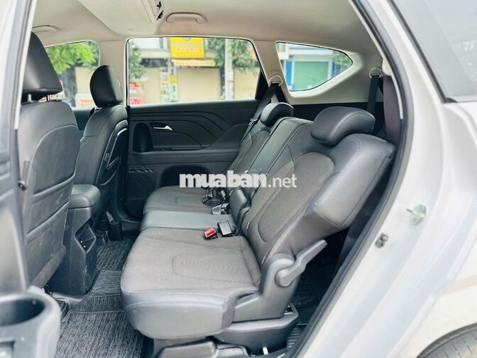 Hyundai STARAGER Premium 7 chỗ 2026 Trắng