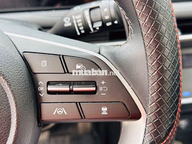 Hyundai STARAGER Premium 7 chỗ 2026 Trắng