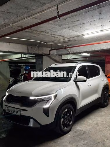 Kia Sonet 2025 Deluxe 5718 km Trắng