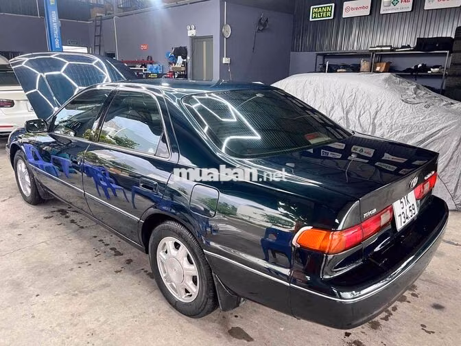 Toyota Camry CE Mỹ