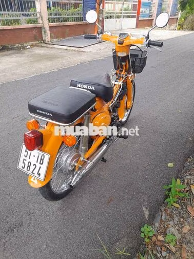 Honda Cub 50 Vàng