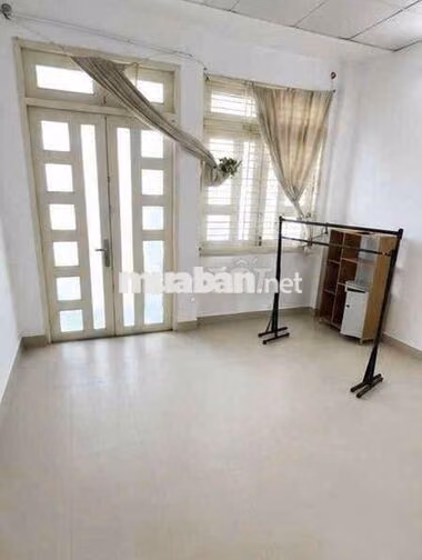 nhà nc mới đẹp 4x10 tr 2 lầu 2pn 3vs nư sư Huỳnh Liên p10 Q.tân bình