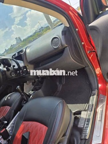 Mitsubishi Attrage 2018 Đỏ 5 chỗ