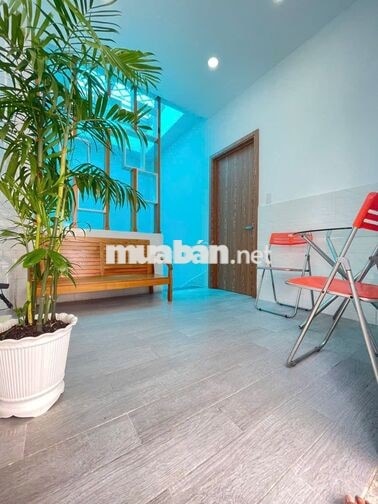 Cho thuê nguyên căn hẻm xe hơi Trường Chinh, ngay ngã tư Bảy Hiền
