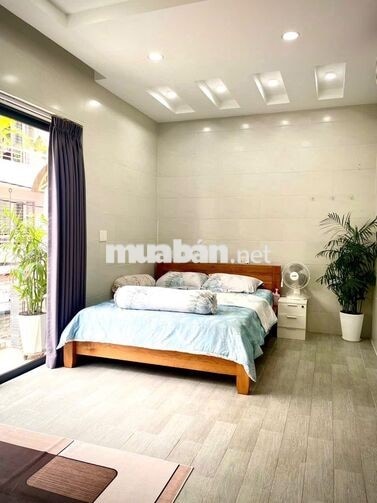 Cho thuê nguyên căn hẻm xe hơi Trường Chinh, ngay ngã tư Bảy Hiền